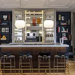 Le 5 Particulier 4* Neuilly-sur-Seine
