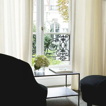 Le 5 Particulier Hotel 4*