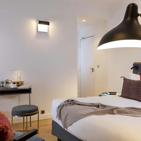 Le 5 Particulier Hotel