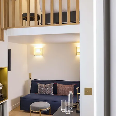Le 5 Particulier Hotel 4*