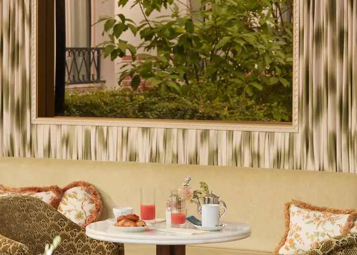 Hotel Le 5 Particulier 4*