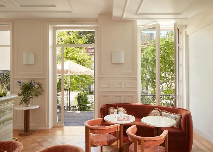 Le 5 Particulier Hotel