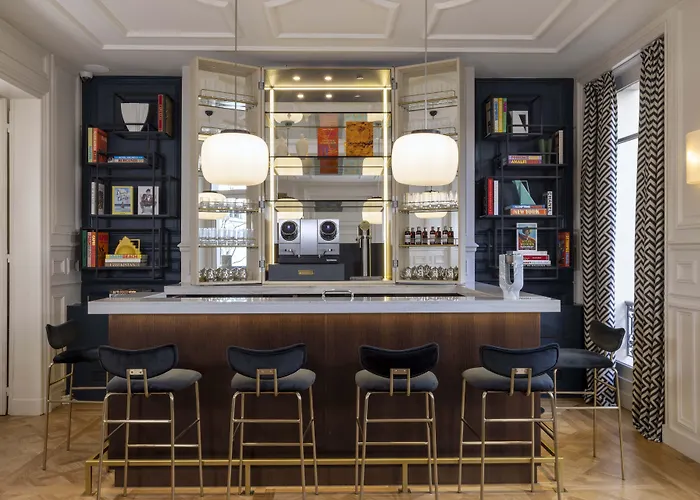 Le 5 Particulier 4* Neuilly-sur-Seine